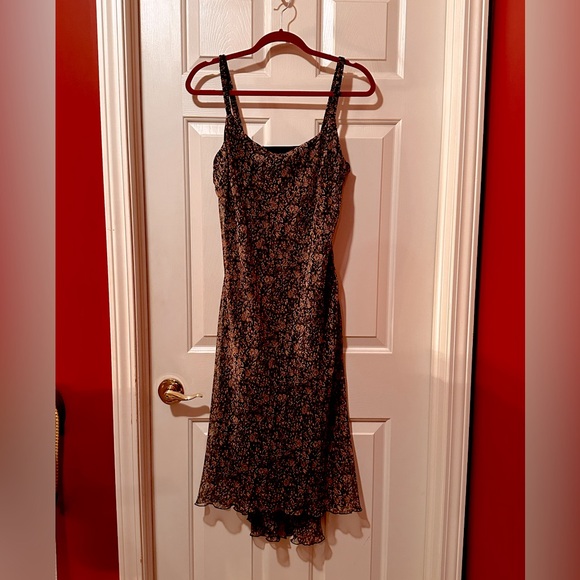 Excellent condition dress for fall, spring or summer!! Size: 12 - Picture 1 of 6